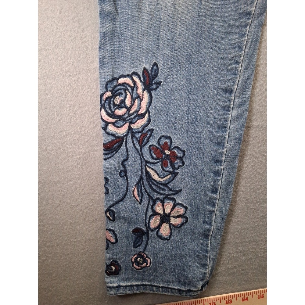 Ellen Tracy Collection Embroidered Jeans The Newport Skinny Leg Size 12